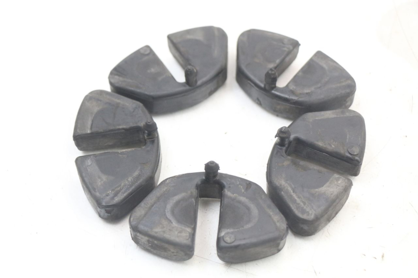photo de SILENTBLOC COURONNE SUZUKI GS F 500 (2004 - 2007) - Détail de la pièce