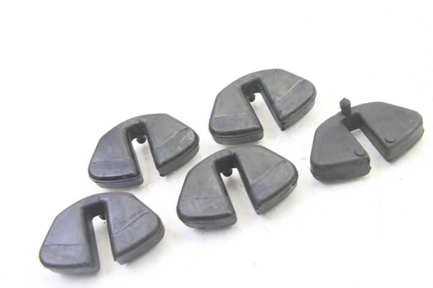 photo de SILENTBLOC COURONNE SUZUKI SV S 650 (2003 - 2009) - Zoom état d’usage