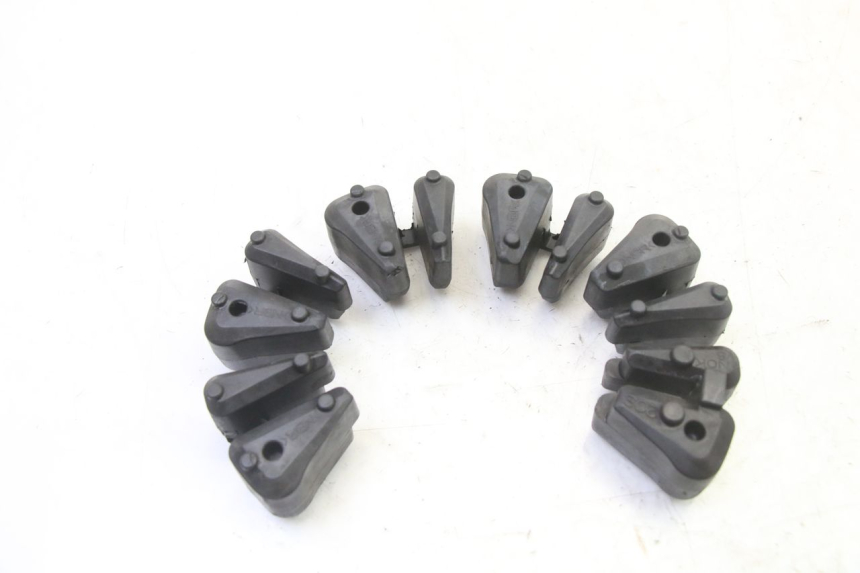 photo de SILENTBLOC COURONNE YAMAHA XJ6 ABS 600 (2008 - 2016) - Détail de la pièce