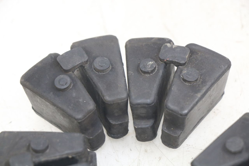 photo de SILENTBLOC COURONNE YAMAHA YZF R THUNDERCAT 600 (1996 - 2003) - Zoom état d’usage