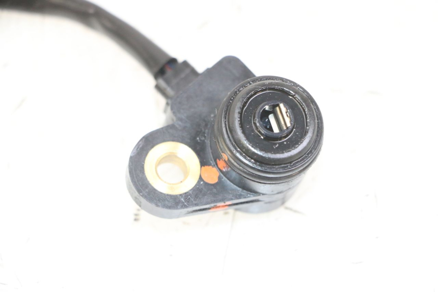 photo de SONDE HONDA CB R 1000 (2018 - 2023) - Gros plan technique