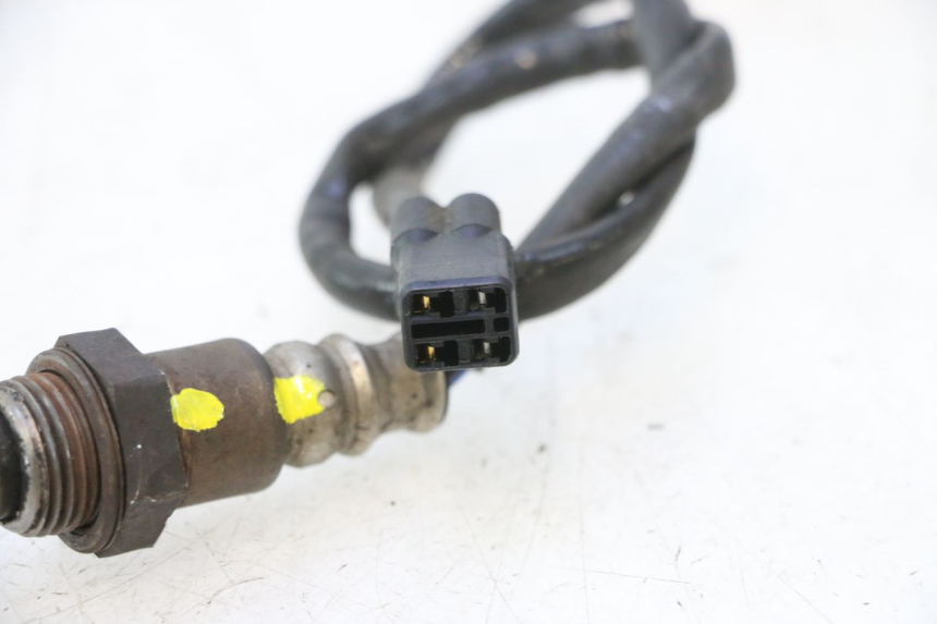 photo de SONDE LAMBDA SUZUKI BURGMAN 125 (2007 - 2014) - Gros plan technique