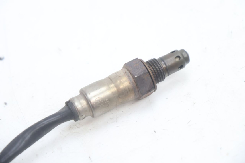 photo de SONDE LAMBDA PIAGGIO MP3 HPE 530 (2022 - 2026) - Autre angle de vue