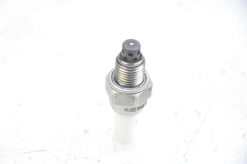 photo de SONDE LAMBDA HONDA PCX (JF47) 125 (2012 - 2013) - Zoom état d’usage