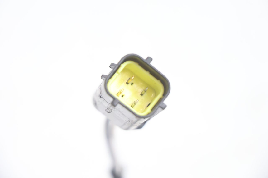 photo de SONDE LAMBDA PEUGEOT SATELIS 125 (2006 - 2009) - Autre angle de vue