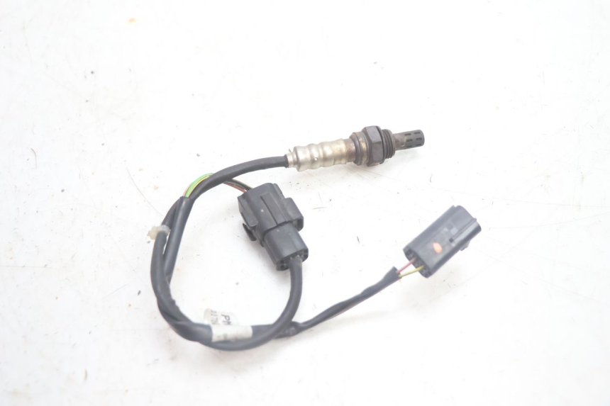 photo de SONDE LAMBDA PEUGEOT SATELIS 125 (2013 - 2018) - Autre angle de vue
