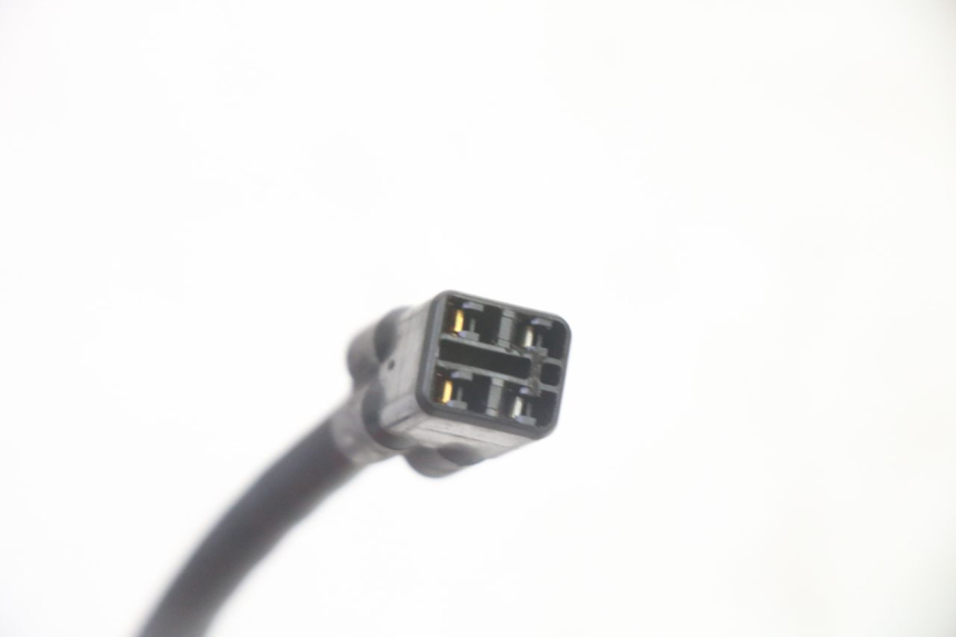 photo de SONDE LAMBDA YAMAHA X-MAX XMAX 125 (2010 - 2013) - Gros plan technique