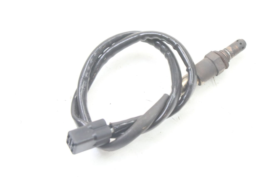 photo de SONDE LAMBDA YAMAHA XJ6 600 (2008 - 2016) - Gros plan technique