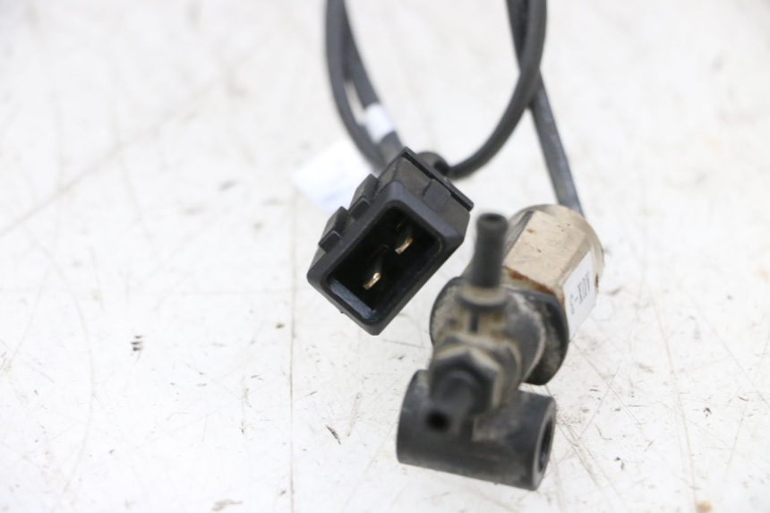 photo de SONDE PRESSION AIR KYMCO AGILITY 4T 50 (2018 - 2022) - Autre angle de vue