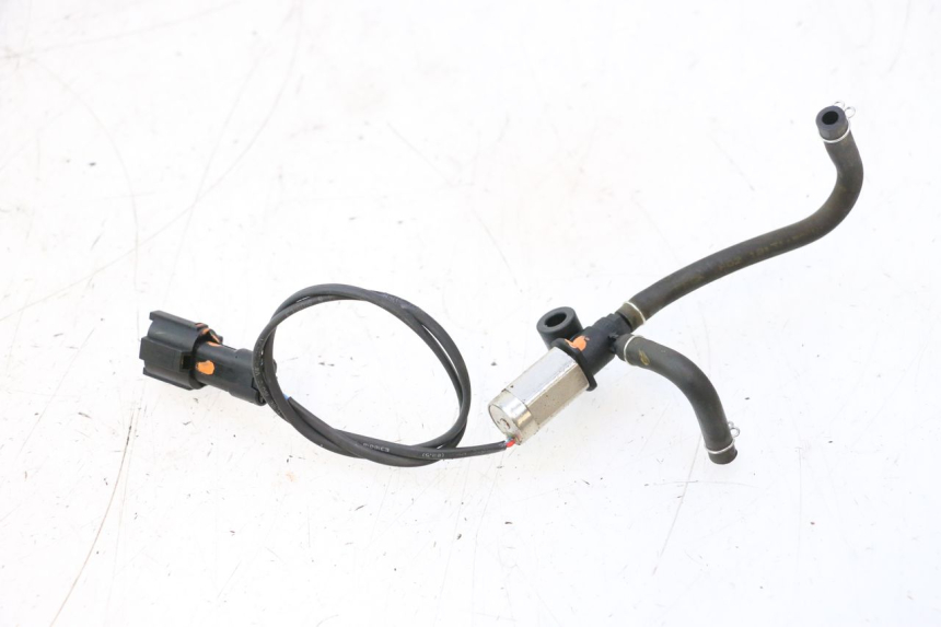 photo de SONDE PRESSION AIR KYMCO AGILITY 4T 50 (2018 - 2022) - Gros plan technique