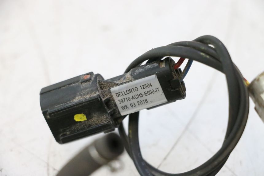 photo de SONDE PRESSION AIR KYMCO AGILITY 4T 50 (2018 - 2022) - Zoom état d’usage