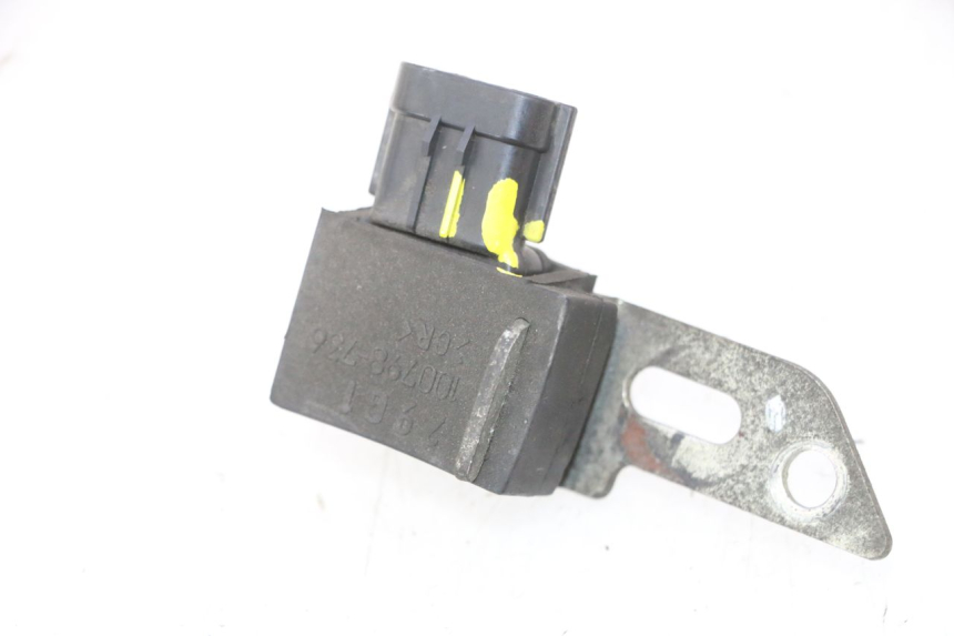 photo de SONDE PRESSION AIR SUZUKI BURGMAN 125 (2007 - 2014) - Vue principale