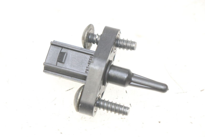 photo de SONDE PRESSION AIR HONDA CB R 1000 (2018 - 2023) - Détail de la pièce