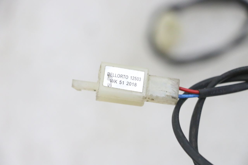 photo de SONDE PRESSION AIR SYM FIDDLE 3 III 50 (2014 - 2020) - Zoom état d’usage