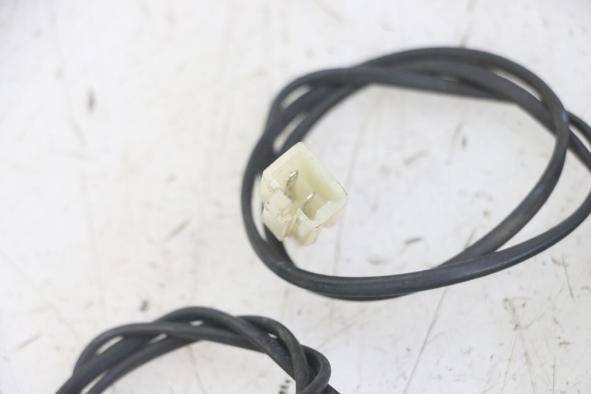 photo de SONDE PRESSION AIR SYM FIDDLE 3 III 50 (2014 - 2020) - Autre angle de vue