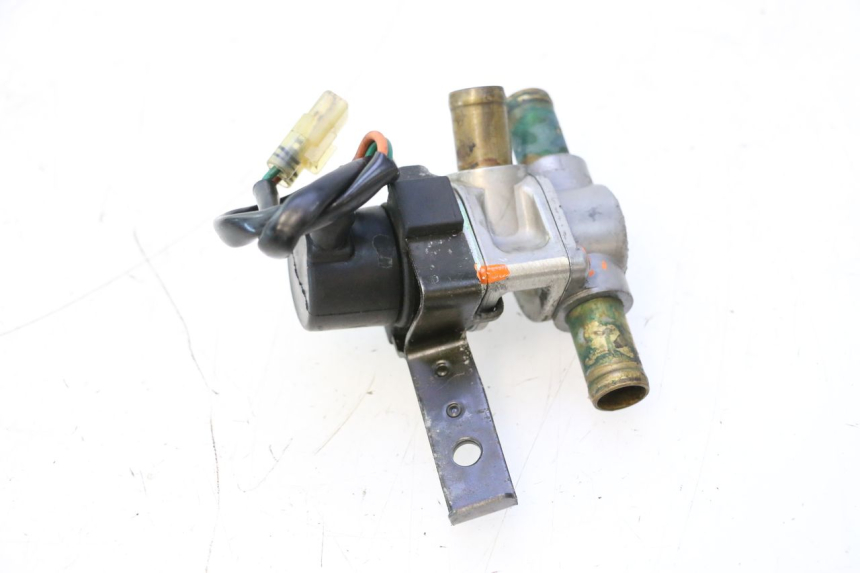 photo de SONDE PRESSION AIR YAMAHA FJR 1300 (2001 - 2005) - Détail de la pièce