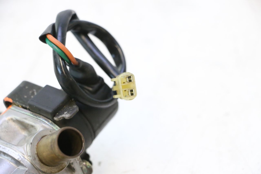 photo de SONDE PRESSION AIR YAMAHA FJR 1300 (2001 - 2005) - Autre angle de vue