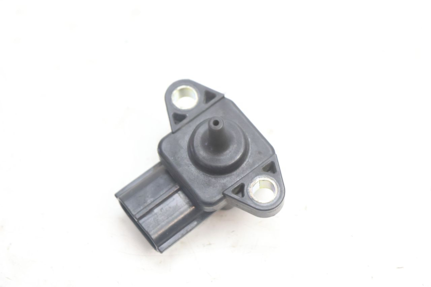 photo de SONDE PRESSION AIR YAMAHA FJR 1300 (2001 - 2005) - Détail de la pièce