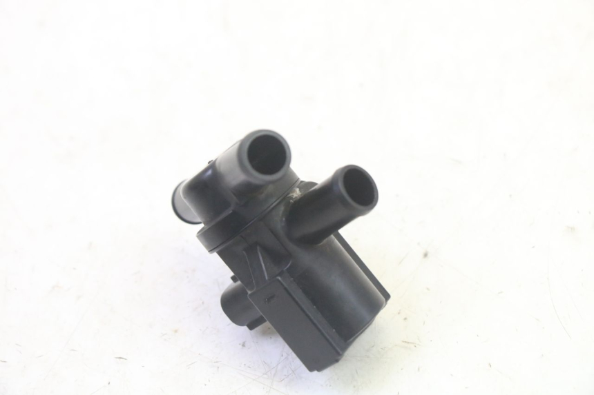 photo de SONDE PRESSION AIR YAMAHA FZ6 N FAZER 600 (2004 - 2006) - Autre angle de vue