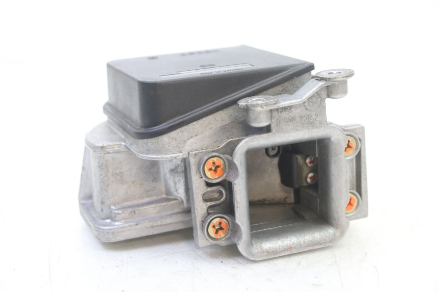 photo de SONDE PRESSION AIR BMW K 75 RT 750 (1989 - 1997) - Gros plan technique