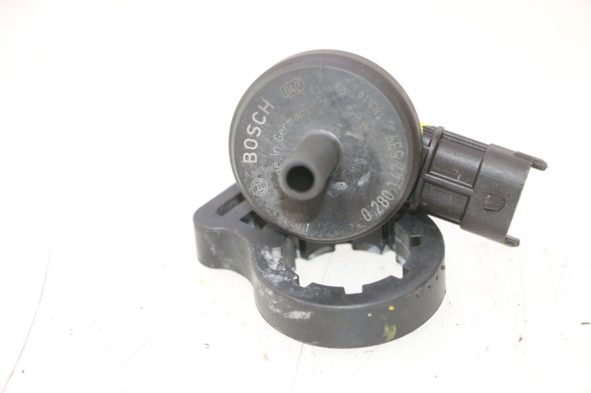 photo de SONDE PRESSION AIR PIAGGIO LIBERTY IGET 4T 50 (2015 - 2020) - Autre angle de vue