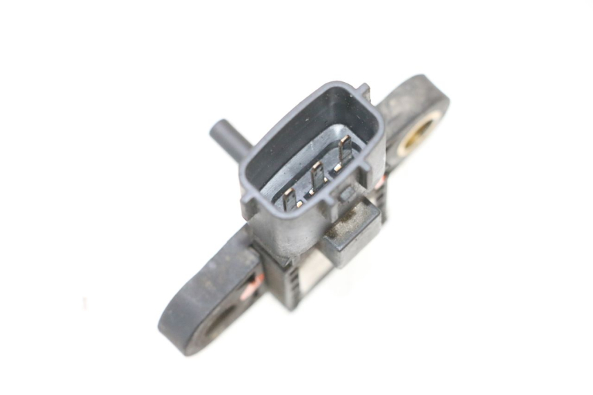 photo de SONDE PRESSION AIR PEUGEOT SATELIS COMPRESSOR K15 125 (2006 - 2009) - Zoom état d’usage