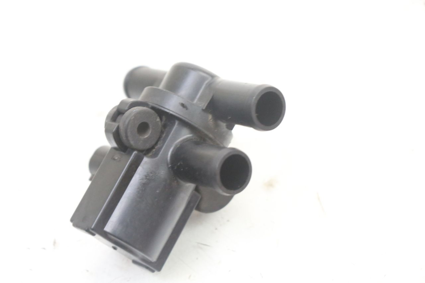 photo de SONDE PRESSION AIR SUZUKI GSX F GSXF 650 (2007 - 2015) - Autre angle de vue