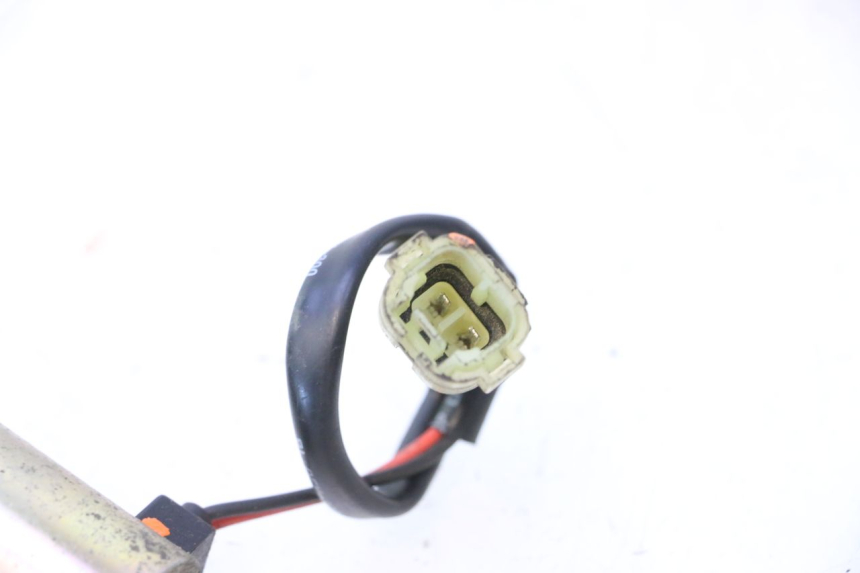 photo de SONDE PRESSION AIR SUZUKI SV S 650 (2003 - 2009) - Zoom état d’usage