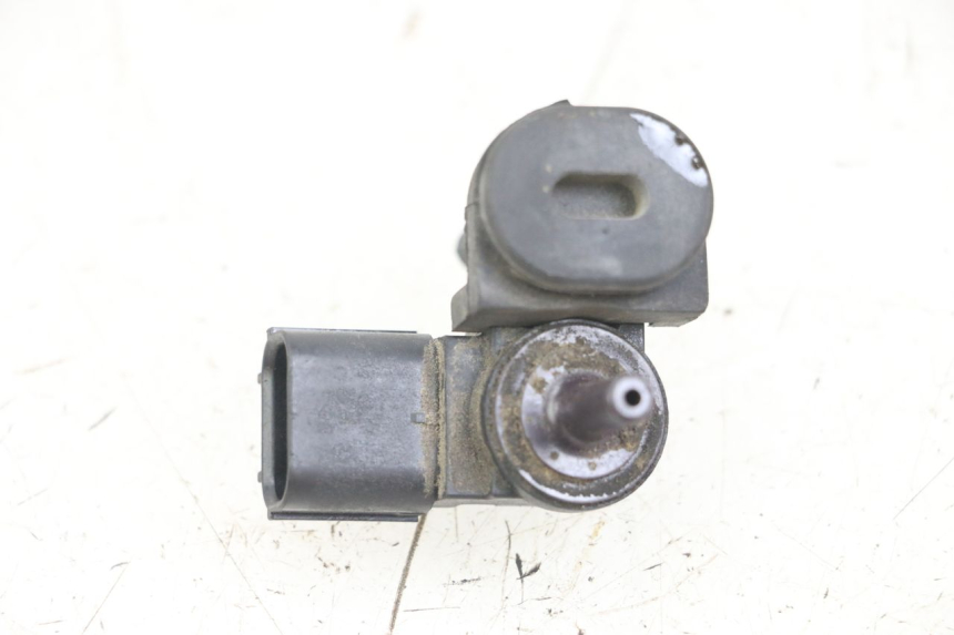 photo de SONDE PRESSION AIR KAWASAKI VERSYS ABS 650 (2015 - 2018) - Zoom état d’usage