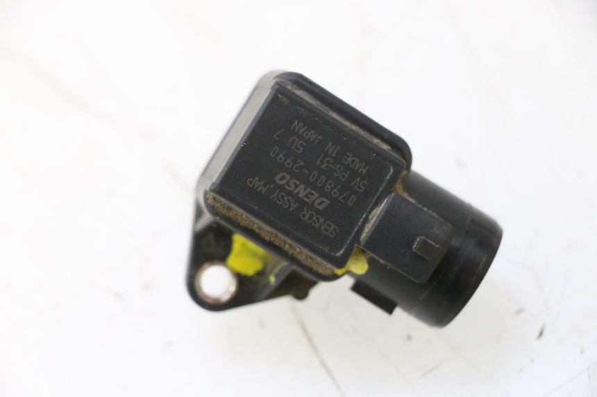 photo de SONDE PRESSION AIR HONDA VFR FI RC46 800 (1998 - 2001) - Détail de la pièce