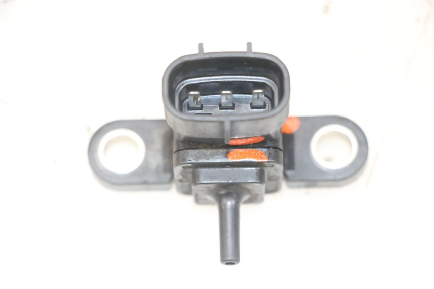 photo de SONDE PRESSION AIR YAMAHA X-MAX XMAX 125 (2010 - 2013) - Autre angle de vue