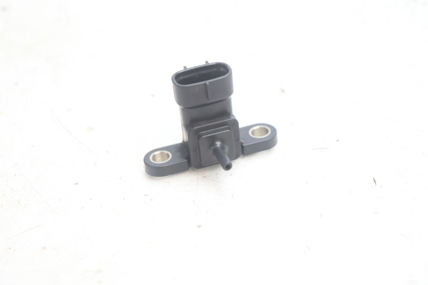photo de SONDE PRESSION AIR YAMAHA XMAX X-MAX 125 (2006 - 2009) - Zoom état d’usage