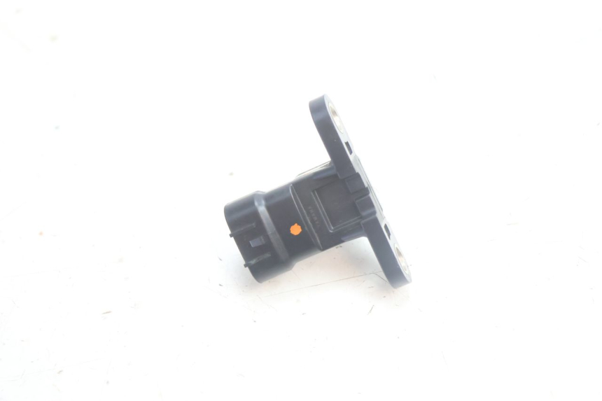 photo de SONDE PRESSION AIR YAMAHA XMAX X-MAX 125 (2006 - 2009) - Gros plan technique