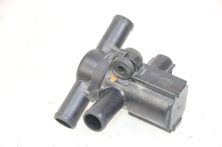 photo de SONDE PRESSION AIR YAMAHA XJ6 ABS 600 (2008 - 2016) - Autre angle de vue