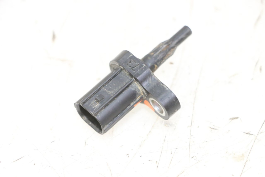 photo de SONDE PRESSION AIR YAMAHA YZF YZ-F 450 (2014 - 2016) - Autre angle de vue