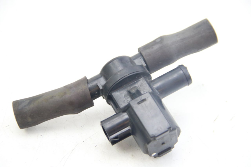 photo de SONDE PRESSION AIR KAWASAKI Z ABS 1000 (2014 - 2020) - Zoom état d’usage