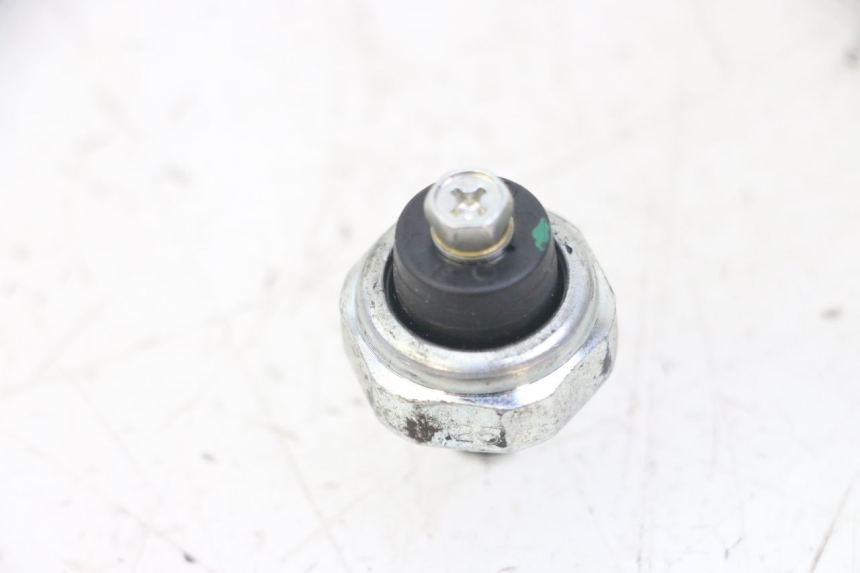 photo de SONDE PRESSION D'HUILE HONDA FORZA ABS 300 (2013 - 2017) - Détail de la pièce