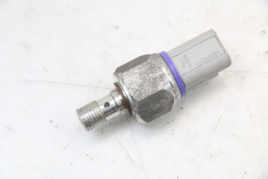 photo de SONDE PRESSION HUILE FREIN PIAGGIO MP3 HPE 350 (2018 - 2020) - Vue principale