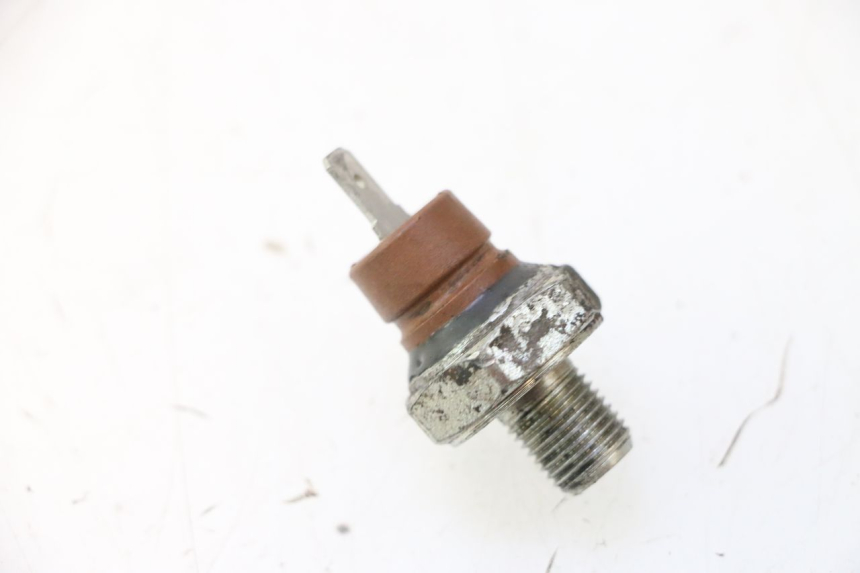 photo de SONDE PRESSION D'HUILE PIAGGIO LIBERTY IGET S 125 (2016 - 2020) - Zoom état d’usage