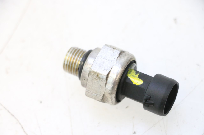 photo de SONDE PRESSION D'HUILE HARLEY DAVIDSON ROAD GLIDE FLTRXSE 1920 (2018 - 2022) - Zoom état d’usage