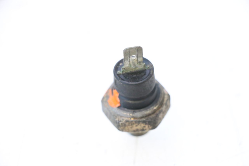 photo de SONDE PRESSION D'HUILE PEUGEOT SATELIS COMPRESSOR K15 125 (2006 - 2009) - Zoom état d’usage