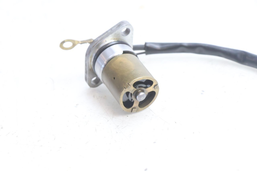 photo de SONDE PRESSION D'HUILE YAMAHA TDM ABS 900 (2002 - 2014) - Autre angle de vue
