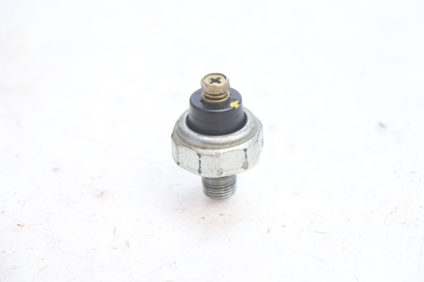 photo de SONDE PRESSION D'HUILE HONDA VFR FI RC46 800 (1998 - 2001) - Vue principale