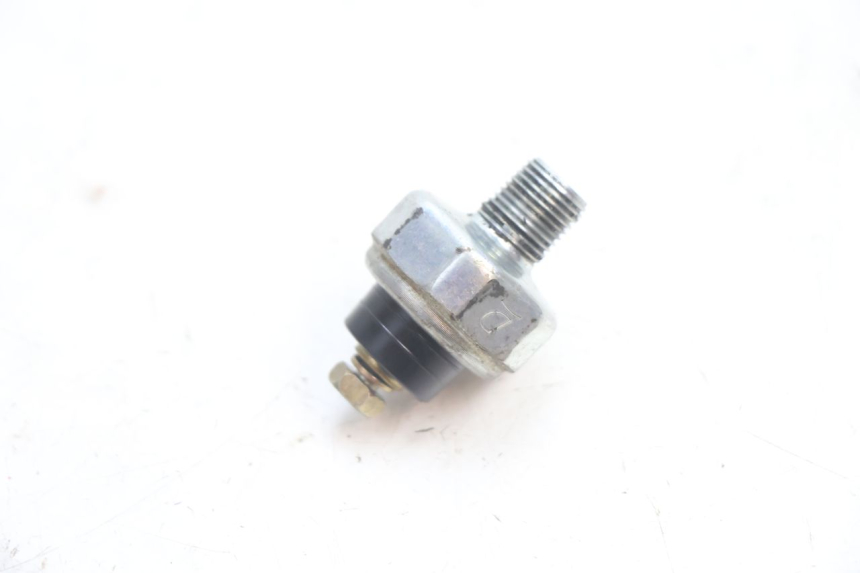 photo de SONDE PRESSION D'HUILE HONDA VFR FI RC46 800 (1998 - 2001) - Zoom état d’usage