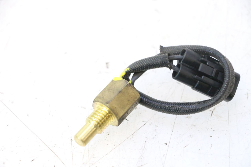 photo de SONDE TEMPÉRATURE MOTEUR PEUGEOT KISBEE 4T 50 (2018 - 2022) - Détail de la pièce