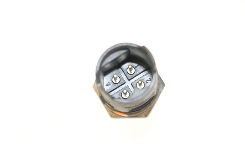 photo de SONDE TEMPERATURE D'EAU BMW C1 125 (2000 - 2003) - Autre angle de vue