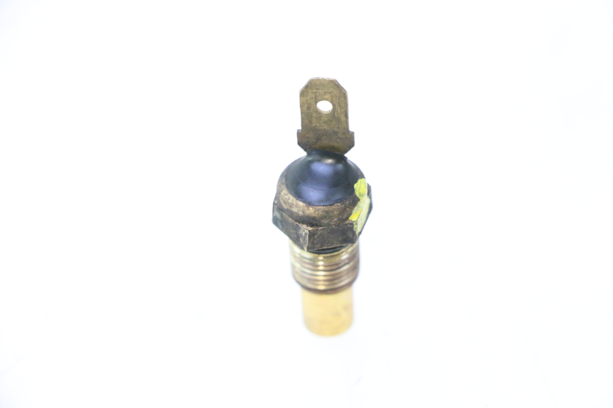 photo de SONDE TEMPERATURE D'EAU SUZUKI BURGMAN 125 (2007 - 2014) - Zoom état d’usage