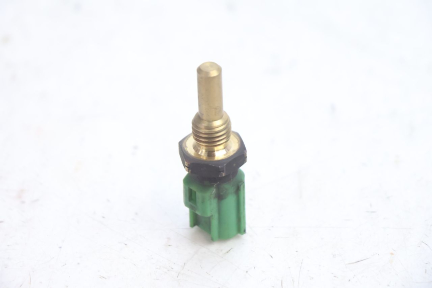 photo de SONDE TEMPERATURE D'EAU SUZUKI BURGMAN EXECUTIVE ABS 650 (2006 - 2012) - Autre angle de vue