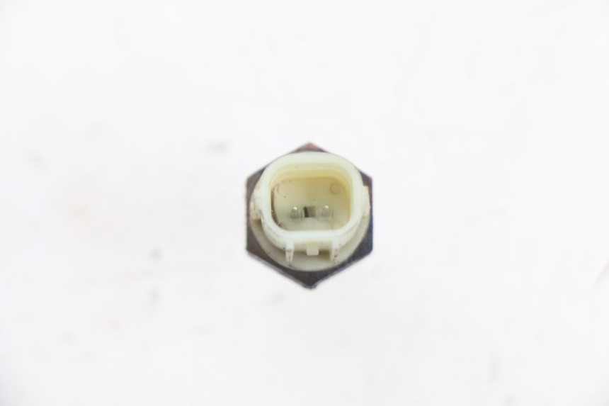 photo de SONDE TEMPERATURE D'EAU YAMAHA BW'S BWS 125 (2010 - 2013) - Zoom état d’usage