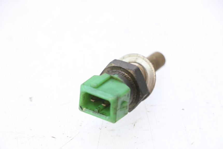 photo de SONDE TEMPERATURE D'EAU HONDA FES PANTHEON 2T 125 (1998 - 2002) - Zoom état d’usage